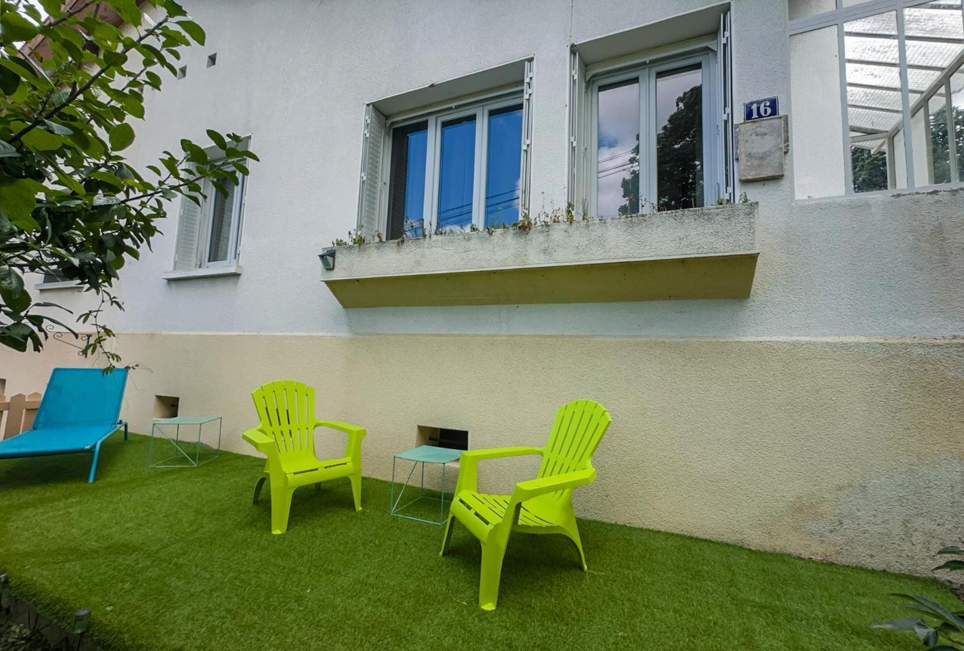 Vénissieux Serenity Suite מראה חיצוני תמונה