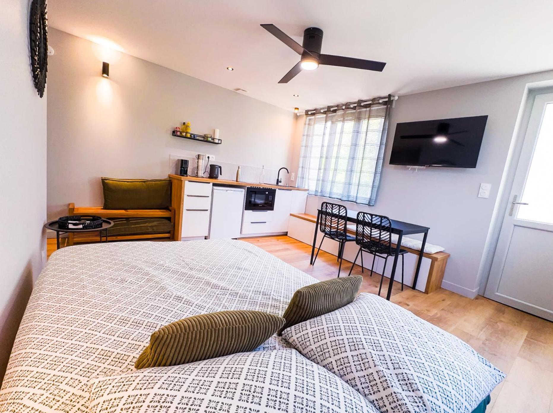 Vénissieux Serenity Suite מראה חיצוני תמונה